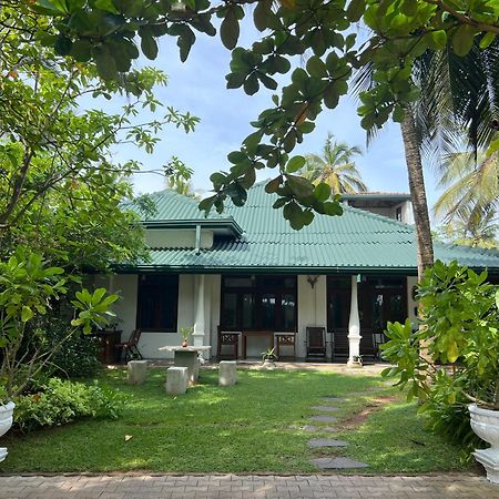 Lohas Beach Resort Villa 卡卢特勒 外观 照片