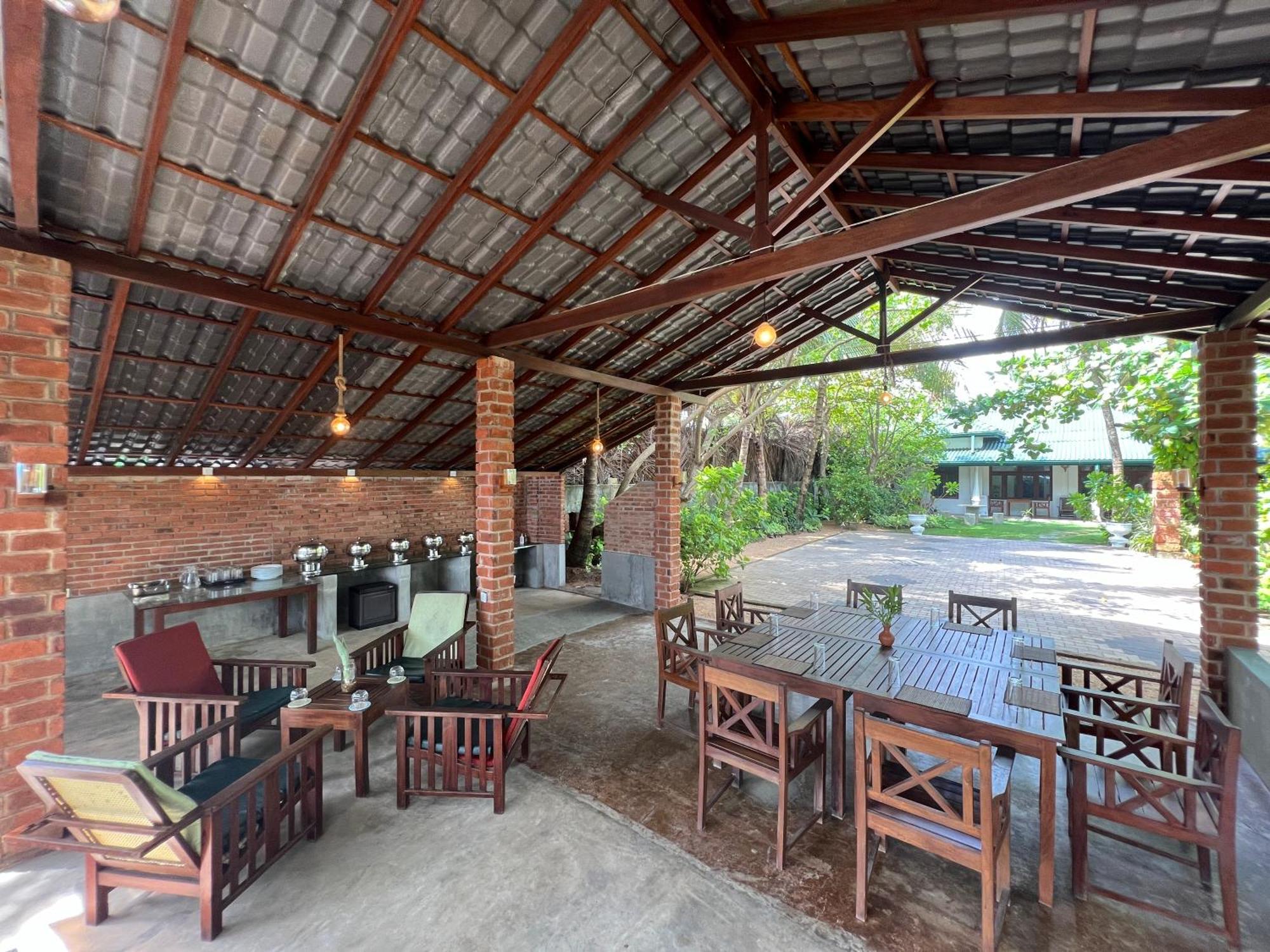 Lohas Beach Resort Villa 卡卢特勒 外观 照片